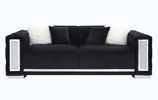 Trislar Sofa W/4 Pillows (Same 52525)