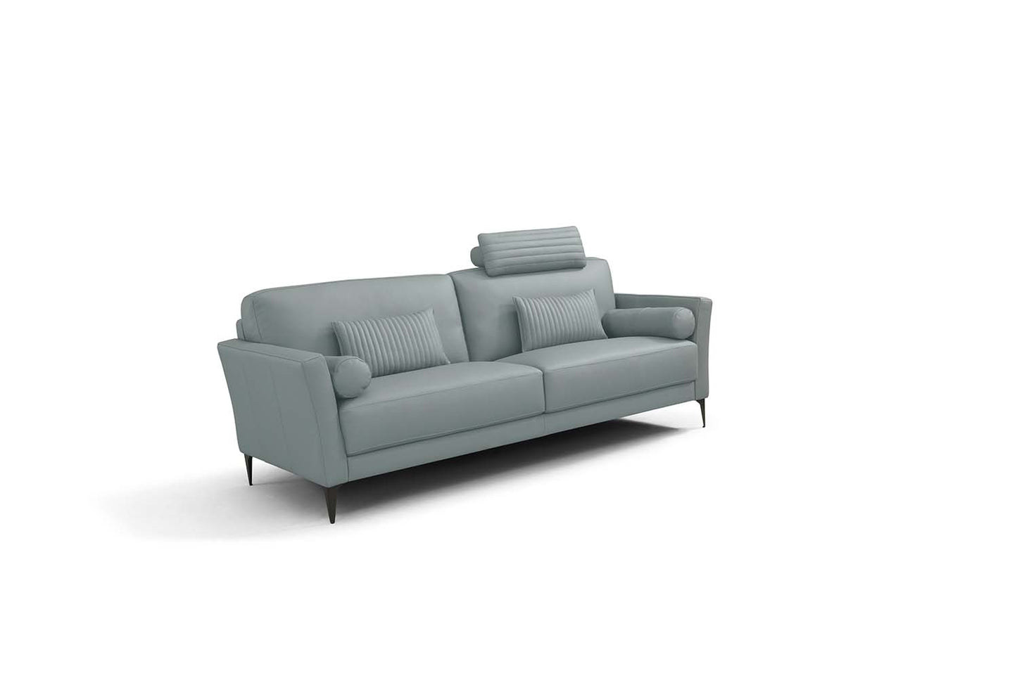 Tussio Sofa W/5 Pillows